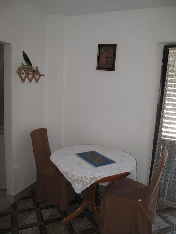 Apartments Zuvela Korčula Zimmer foto